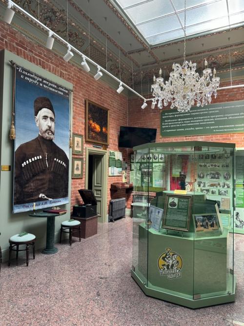 В Краснодаре недавно открылся новый музей в доме адыгского купца и мецената Лю Трахова. 02