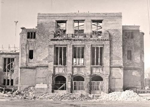 Штадтхалле (нем.  Stadthalle. 03