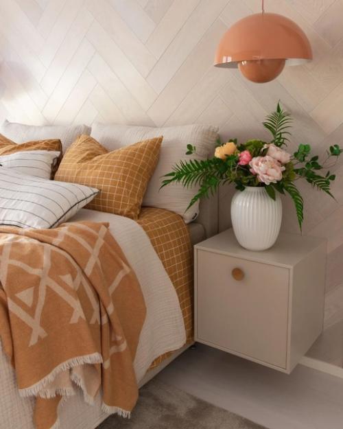 Шалфейные и теплые натуральные оттенки в интерьере приятного финского дома. 05