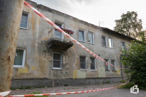 На улице Гагарина дом номер 21 остался без крыши. 03 На улице Гагарина дом номер 21 остался без крыши. 03