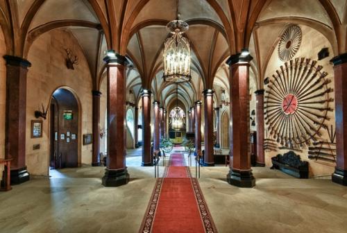 Интерьеры замка рэби (Великобритания). 01