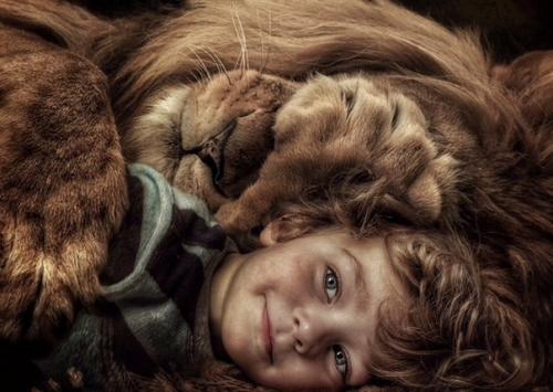 К декору детской комнаты необходимо подходить с не меньшей серьезностью, чем к интерьеру своей гостиной. 08