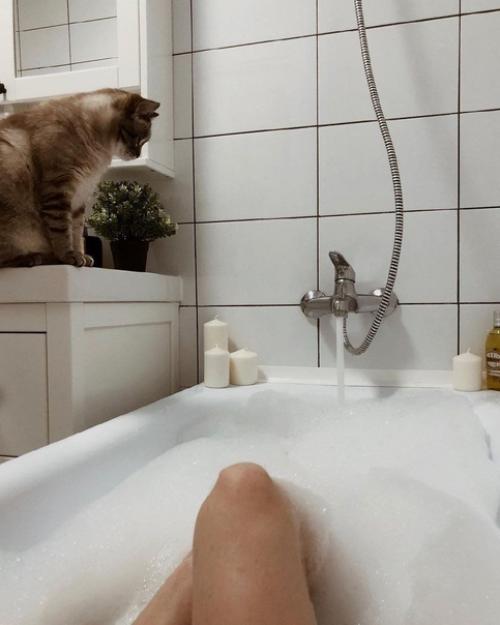 Ванная комната с ремонтом от застройщика идёт. 05