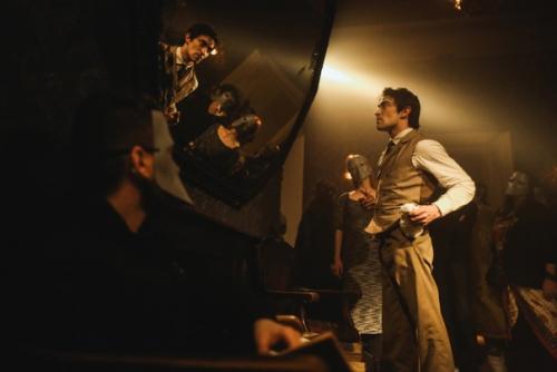 Поделюсь, а то переполняет нельзя вот так вот слетать в питер на один день по делам и культурно не наполниться. 01