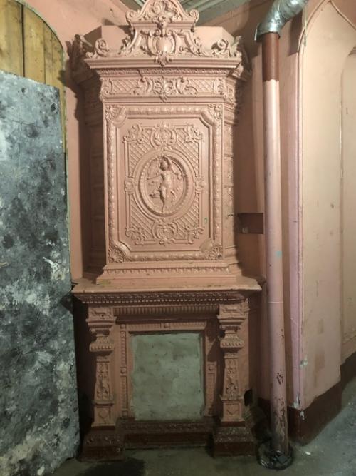 Санкт-петербург особенный город, в котором не обязательно посещать дворцы и музеи, чтобы увидеть исторические и художественные ценности. 09