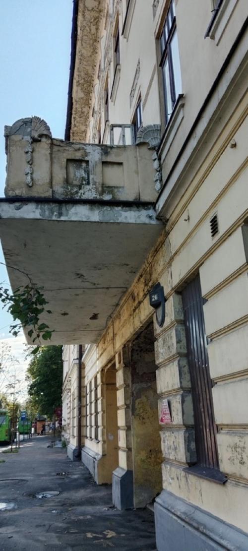 Многострадальный дом сурина - горького, 26. 08