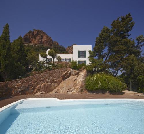 Вилла Le Trident расположена в городе теуль - сюр - мер, Франция. 02