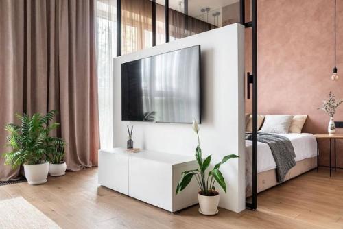 Функциональная однушка: кухня - ниша вместо гардеробной, гостиная и спальня. 03