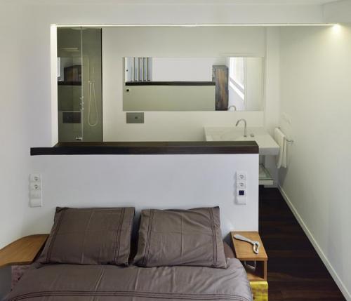 Архитектурное бюро Ameneiros Rey HH Arquitectos представило двухуровневые апартаменты с рабочей студией в городе Ла- эстрада, Испания. 06