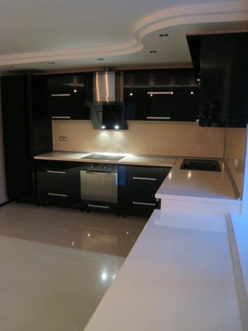 Кухня в черном цвете. 08