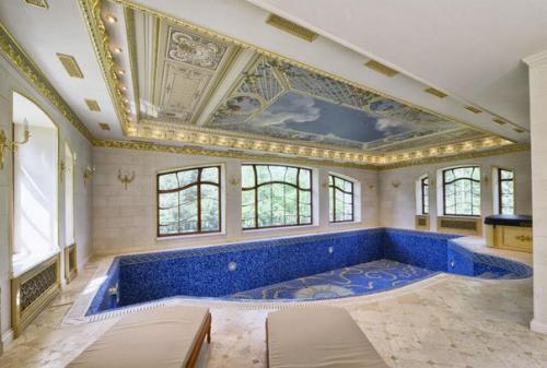 Как выглядит дом на рублёвке, выставленный на продажу за $100 млн. 09