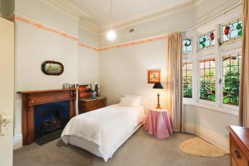 Австралия сохранила богатое наследие прекрасной эпохи - дома в стиле модерн, в которых можно обнаружить подлинные интерьеры. 07