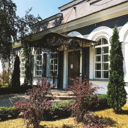 Отдыхая в стенах нашего заведения, вы когда-нибудь задумывались, что здесь было ранее? 01