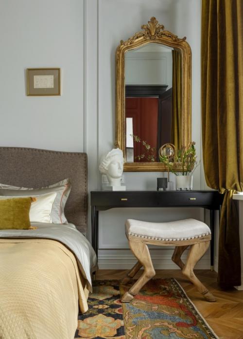 С французским акцентом. 06