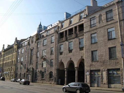 Петербургские дома с именами. 04