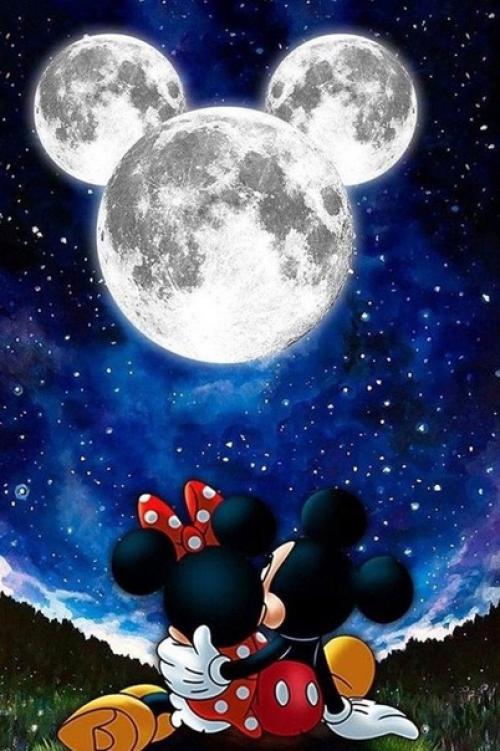 К декору детской комнаты необходимо подходить с не меньшей серьезностью, чем к интерьеру своей гостиной. 03