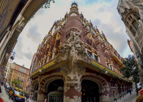 Дворец каталонской музыки. 01