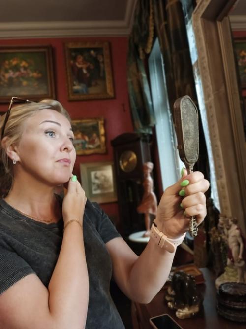 Дом с горгульей-это самый необычный музей города, квартира - галерея с предметами быта и интерьера жителей восточной пруссии. 05