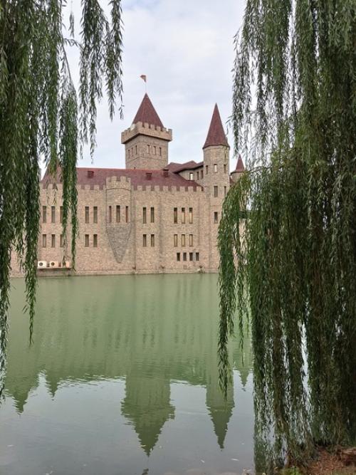 Просто размышления.   Из всех впечатлений в поездке вдруг совпало кое-что. 08