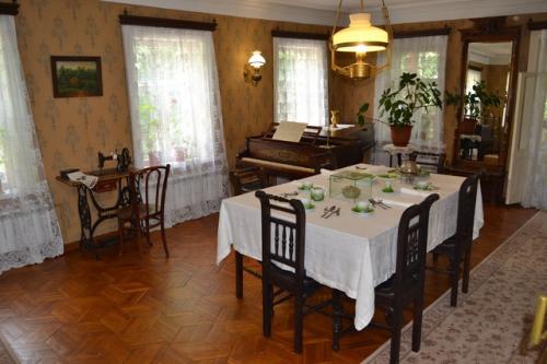 Заключительный день в Казани был насыщен прогулками по городским музеям и местам отдыха. 03