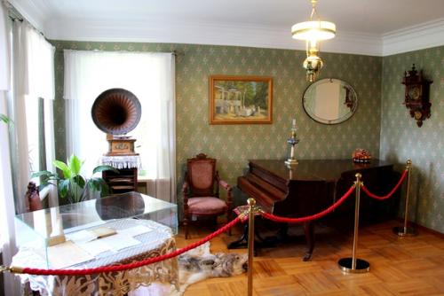 Путешествие на родину Есенина: музей поэмы Анна Снегина. 01