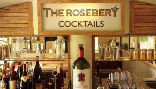 Старый автобус в ресторан превратился. 01