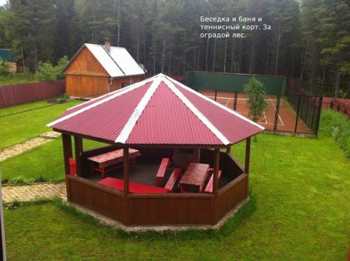 Сдается гостевой дом на Байкале в п. утулик в 5 км. 01