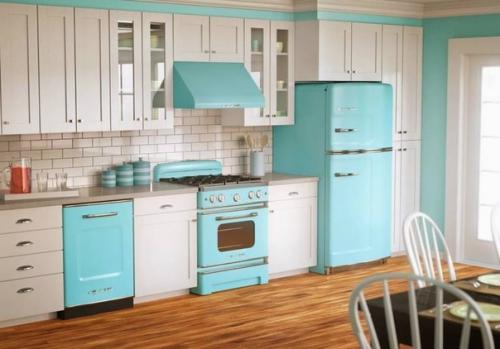 Куда поставить холодильник на кухне? 01