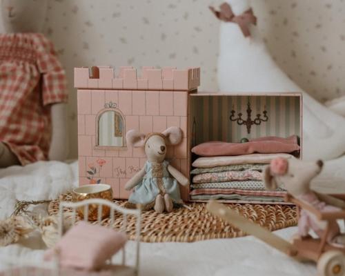 До чего же всё-таки здорово смотрятся деревянные детали в интерьере детской комнаты. 04