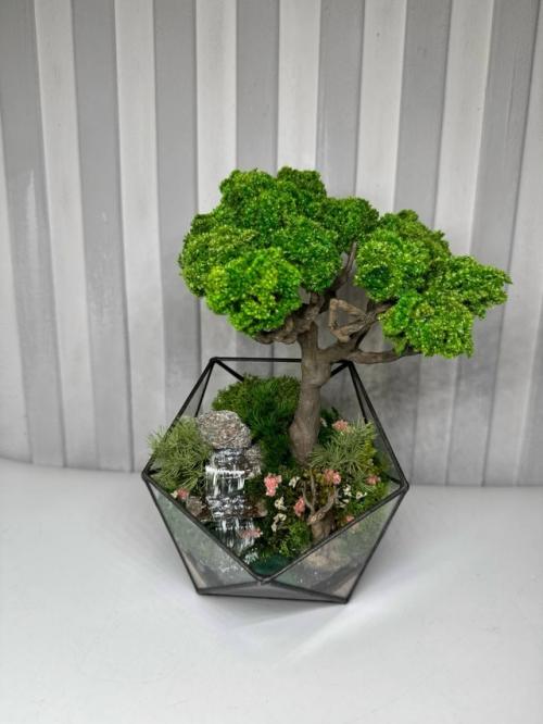 Композиция с имитацией водоема, деревом из стабилизированных растений. 02