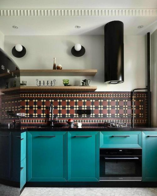 Интерьер компактной квартиры в историческом доме для молодой девушки. 02