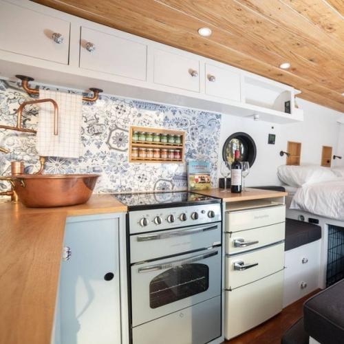 - Деревенский или современный? 03