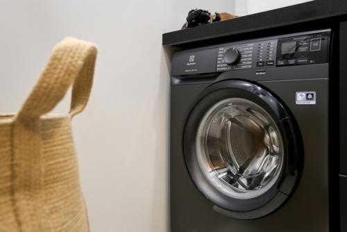 Как удачно подобрана шторка в ванную. 04