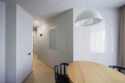 Однокомнатная квартира в Екатеринбурге площадью 47 кв. 04