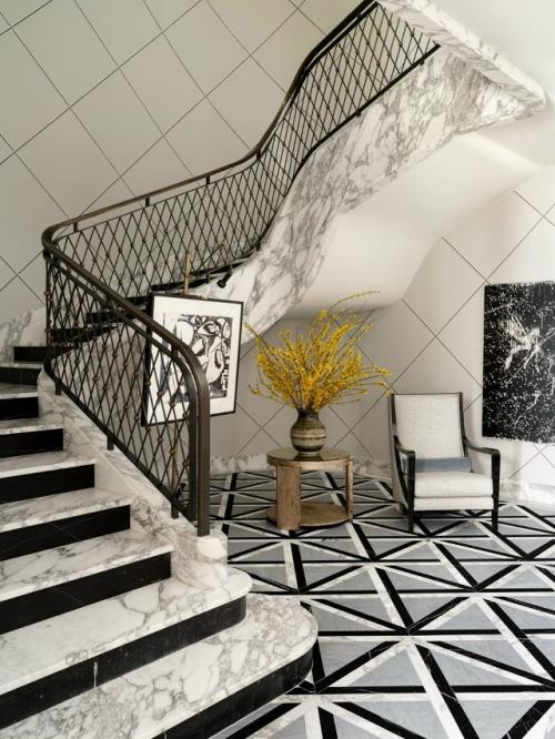 Таунхаус в верхнем ист - сайде в Нью-йорке получил обновлённый интерьер в исполнении Жана - Луи деньо. 07