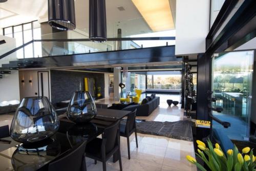 Частный особняк в южной Африке от Nico van der Meulen Architects. 04