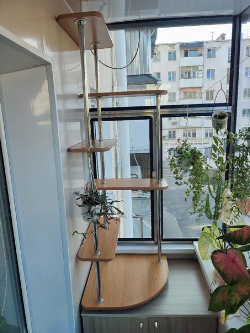 Очень меня выручает эта подставка. 01