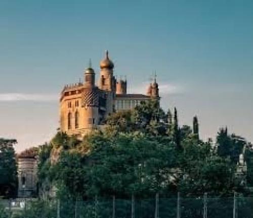 Шедевры архитектуры.  Роккетта маттеи: один из самых причудливых замков в мире. 08