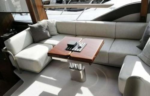 Мировая премьера яхты Princess 55 на боут - шоу в саутгемптоне. 01