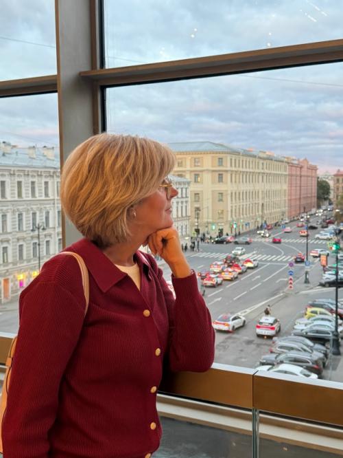 Вчера сходили с дочкой Сашей в мариинку - 2 на современный балет по Двенадцати блока. 05 Вчера сходили с дочкой Сашей в мариинку - 2 на современный балет по Двенадцати блока. 05