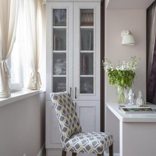 Отличная гостиная объединенная с балконом! 06