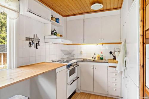 Уютный домик в окружении природных красот. 03