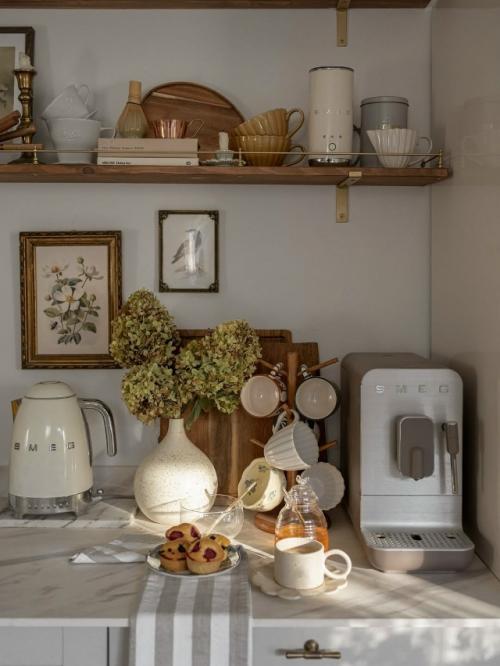 А вот и новая кухня Адрианы зелинска, интерьер которой вы так любите. 04