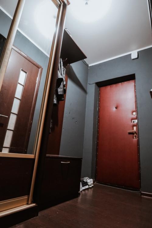 Ищу прекрасных соседок в прекрасную квартирку! 01 Ищу прекрасных соседок в прекрасную квартирку! 01