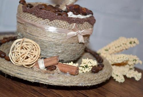 Декоративная композиция.  Нам понадобятся: 01