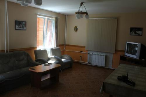 Сдается гостевой дом на Байкале в п. утулик в 5 км. 03