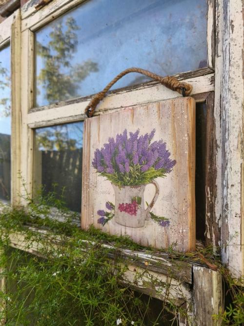 Срочно нужен дом с идеальной мебелью в прованском или деревенском стиле. 01