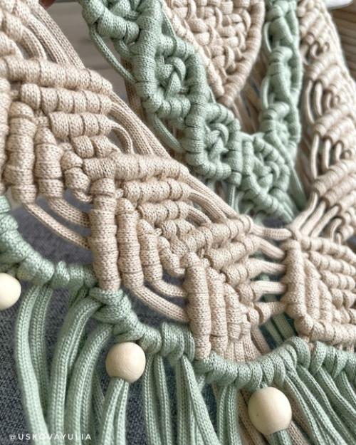 Кто наблюдает за мной, тот знает. 02