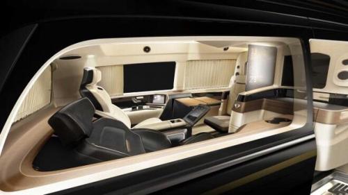 Italdesign кожей и деревом сделал Mercedes V - Class еще роскошнее. 03