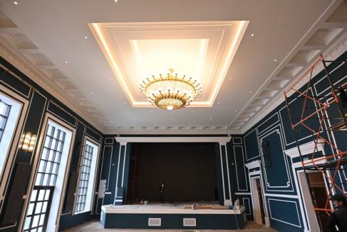 Проверил финальный этап реновации концертного зала Нальмэс. 08